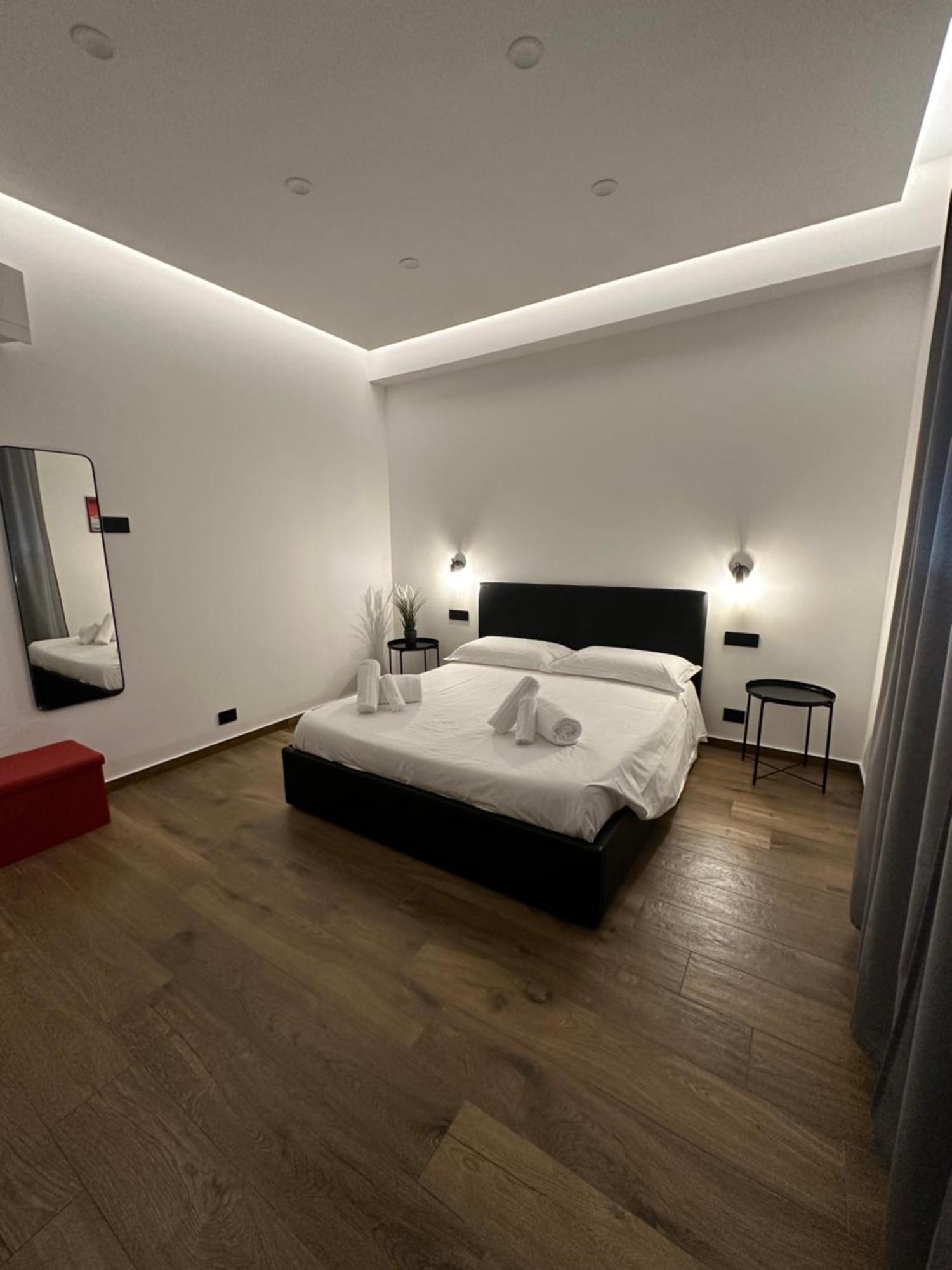 Borgiarooms Luxury Apartment Milazzo Ngoại thất bức ảnh